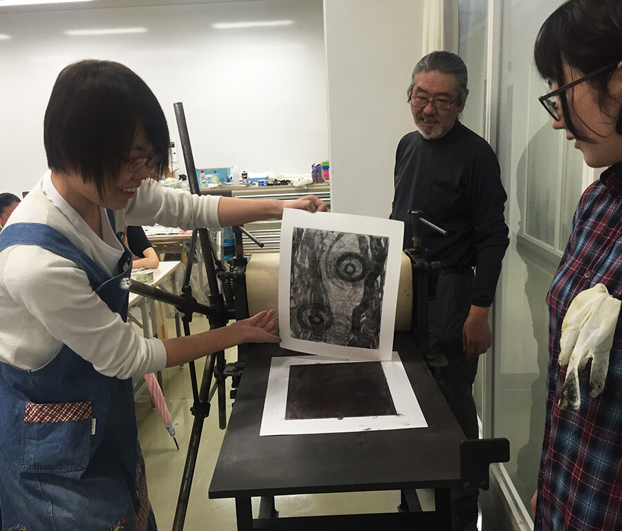 銅版画制作の様子