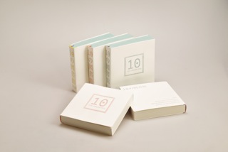 2014年度版『10の図書館』が刊行されました